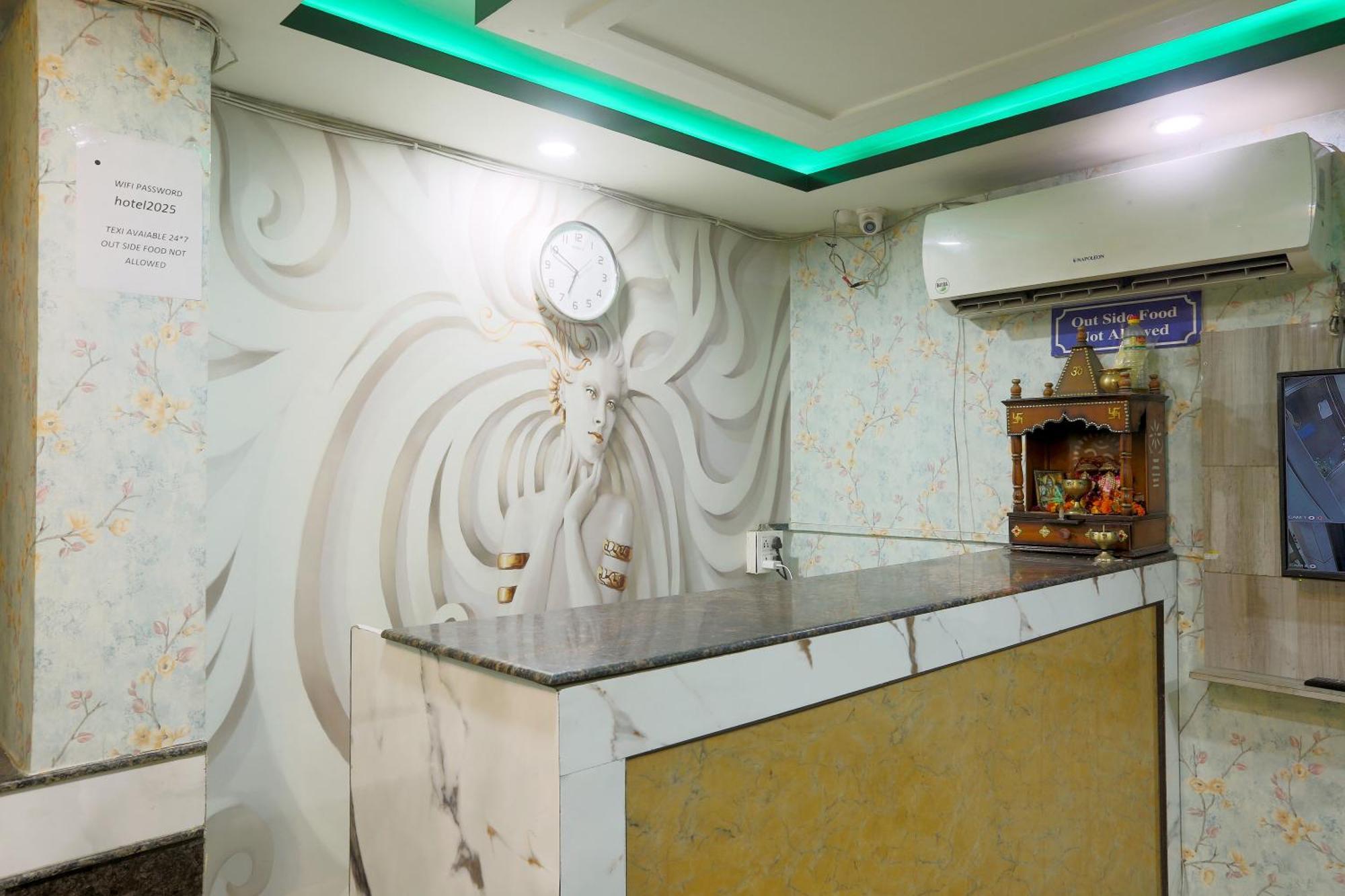 Hotel Triton Grand At Delhi Airport New Delhi Eksteriør billede